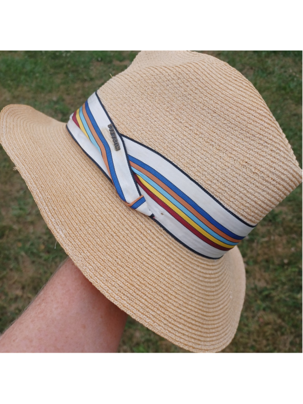 Stetson vintage straw hat w. Band and pin